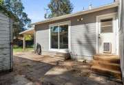 1123-Sunset-Ave-Chico-CA-95926-small-031-027-sunset-29-of-38-666x444-72dpi